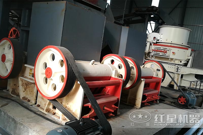 小型顎式破碎機(jī) 小型顎式破碎機(jī)