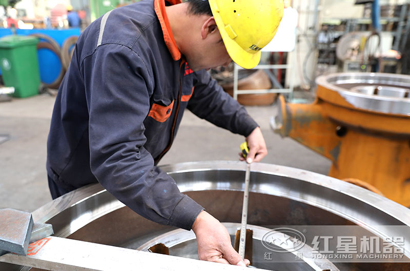 一絲不茍，精益求精