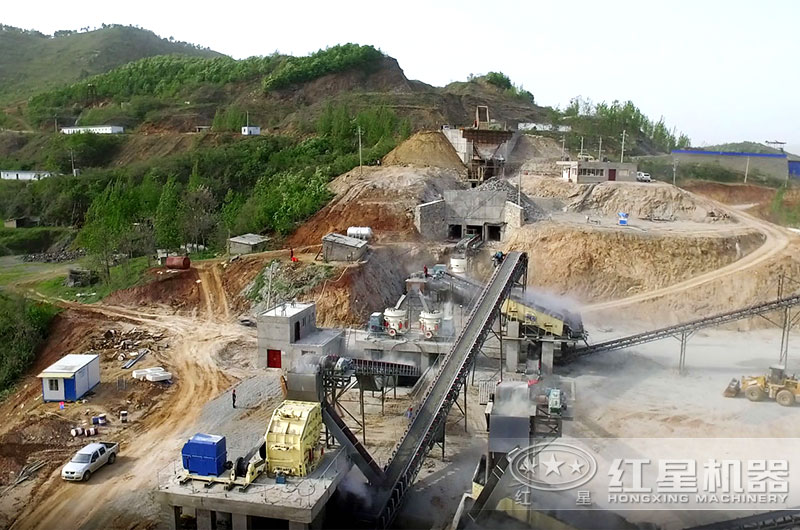 用戶石料生產現場，投資200萬輕松選擇多種型號設備